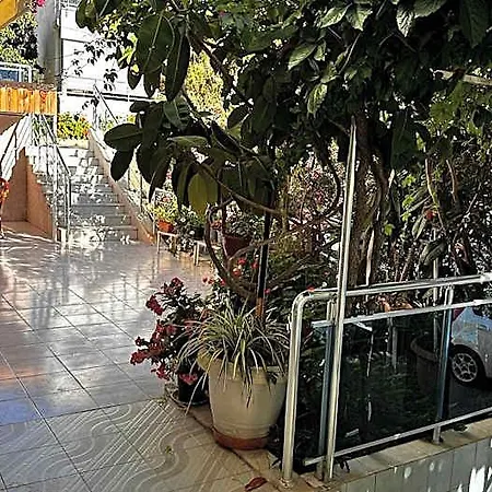 Ozgun Hotel Kusadası